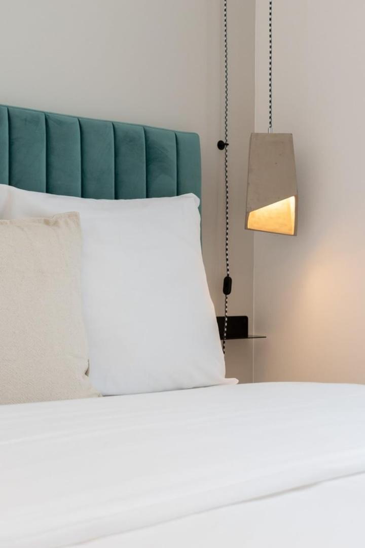 Апартаменты Lille Centre - 1Br In The Heart Of Lille! Экстерьер фото