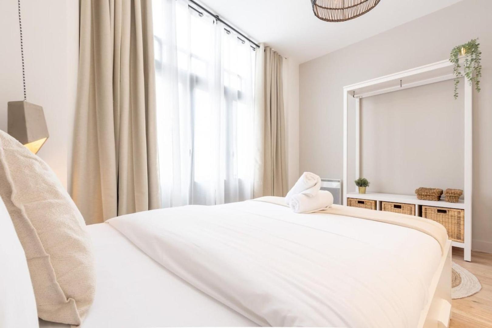 Апартаменты Lille Centre - 1Br In The Heart Of Lille! Экстерьер фото